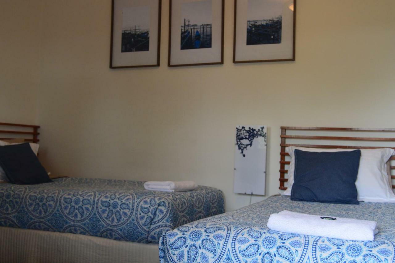Suites On Avon York Eksteriør billede